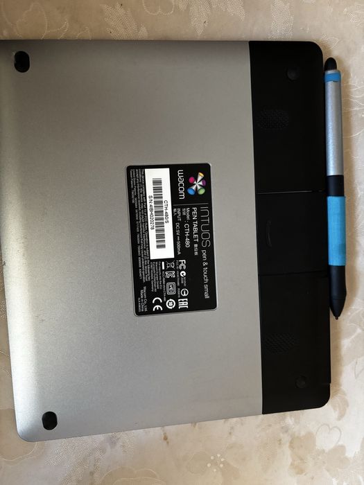 Графічний планшет Wacom CTH-480