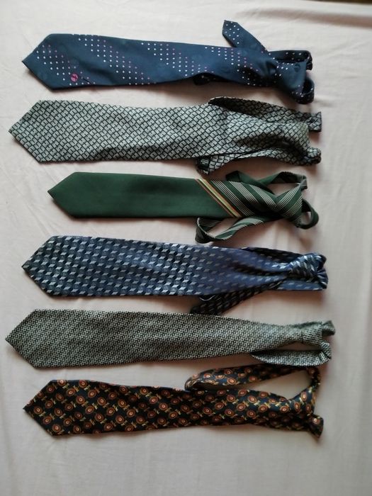 Продам галстуки мужские