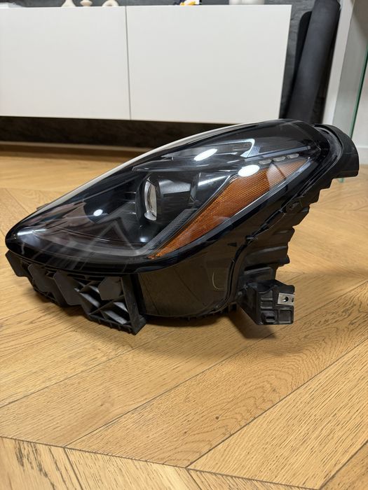 Maserati Grecale Lampa lewa przód