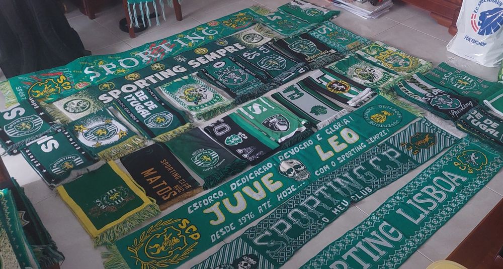 30 echarpes,bufandas, do sporting Antigos