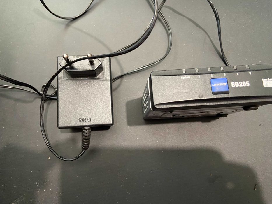 swhitch port marca LYNKSYS da cisco