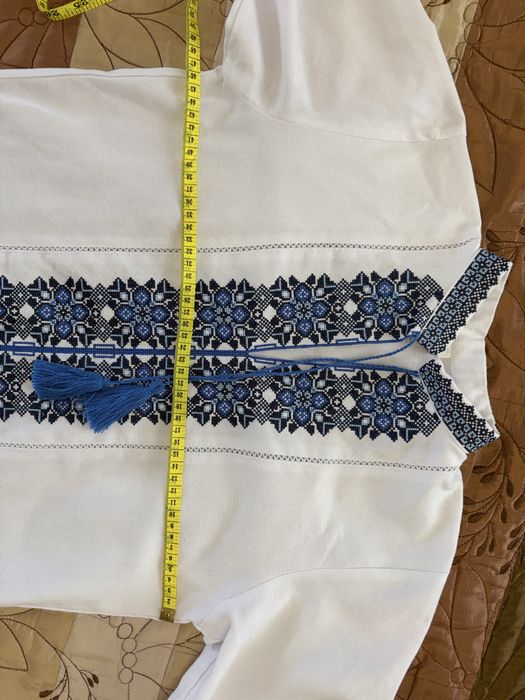 Стильна вишита сорочка для підлітка, натуральний льон / бавовна