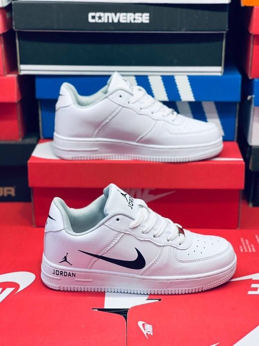 Nike Air Force Af1 белые кроссовки натуральная кожа красовки найк