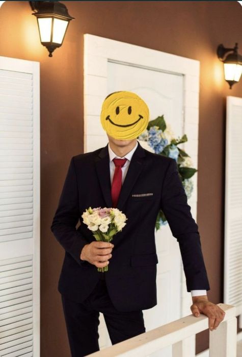 Весільний костюм