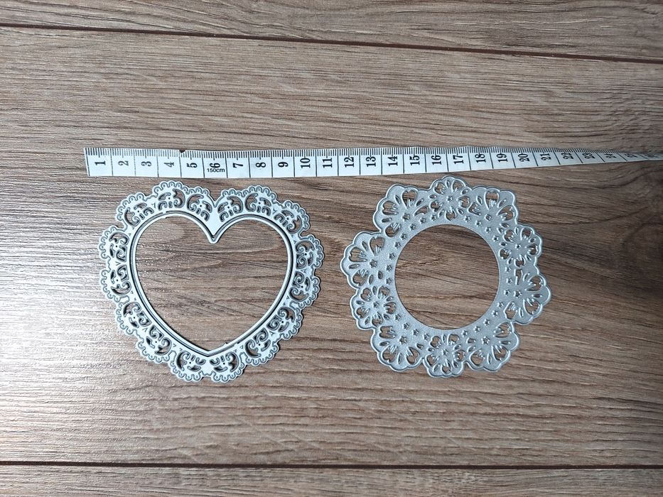 Nieużywane wykrojniki scrapbooking