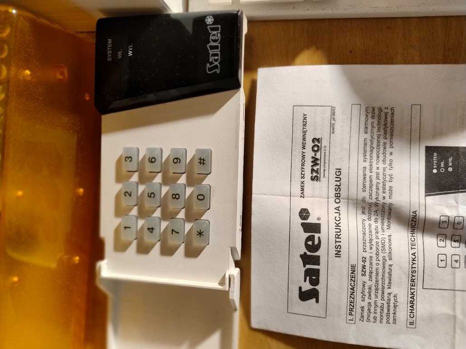 Centrala alarmowa SATEL CA-4MX, system alarmowy z szyfratorem i syreną