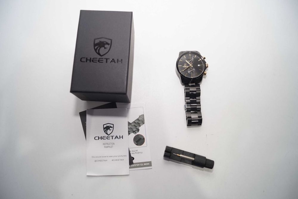 1077 Zegarek CHEETAH CH1604 męski czarny ze złotymi elementami bransoleta
