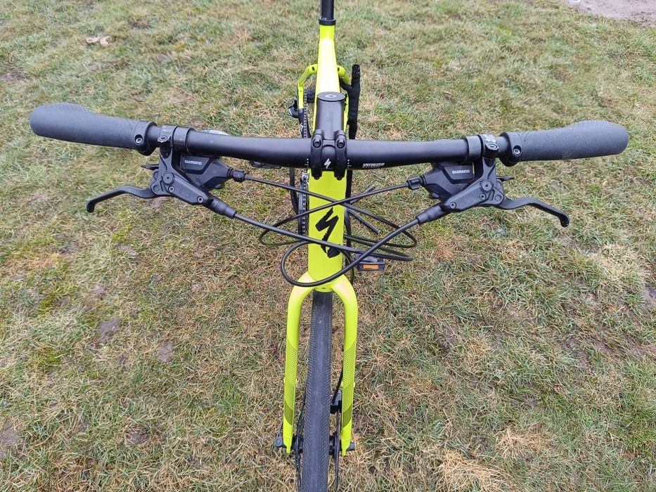 Promocja weekendowa.Specialized Sirrus 2.0 (Rozmiar L) + Kask Specialized  i licznik Garmin edge 500 GRATIS!