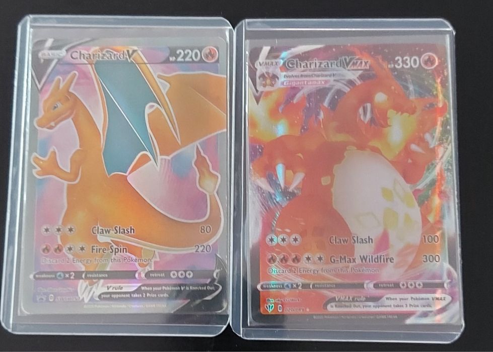 Charizard-VCromo Hp 220 Basic.Mais um Charizard-VMAX colecção 020/189