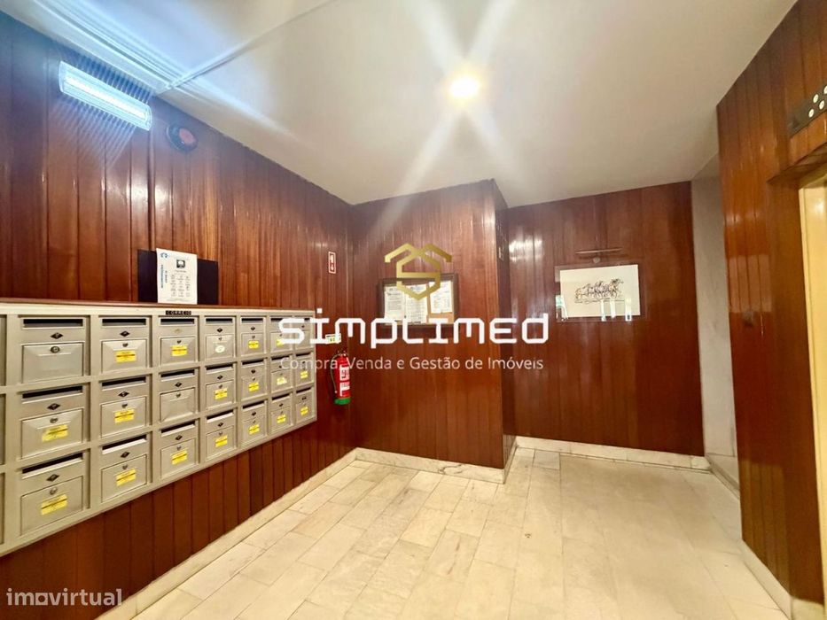 Apartamento T2 para Arrendamento | Lumiar | Junto ao Metro