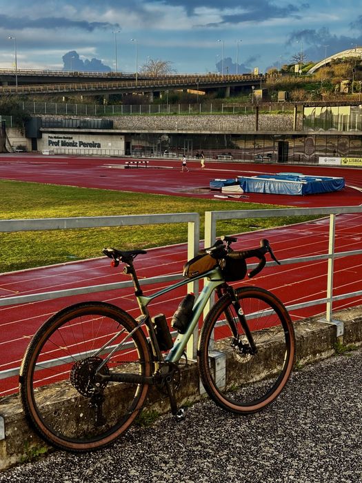 Bicicleta completa: Giant Revolt X Advanced Pro 2