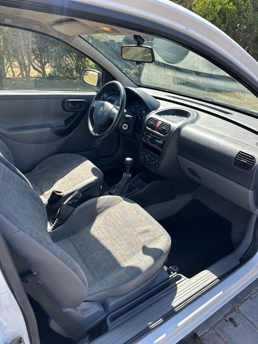 Opel Corsa 1.7 DI 16v (motor Isuzu)
