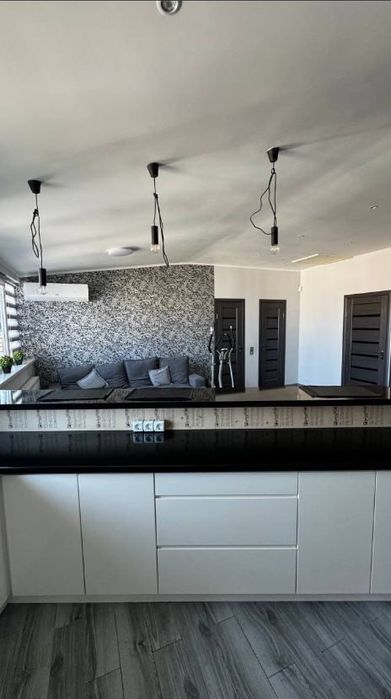 Продам 3-кімнатну квартиру