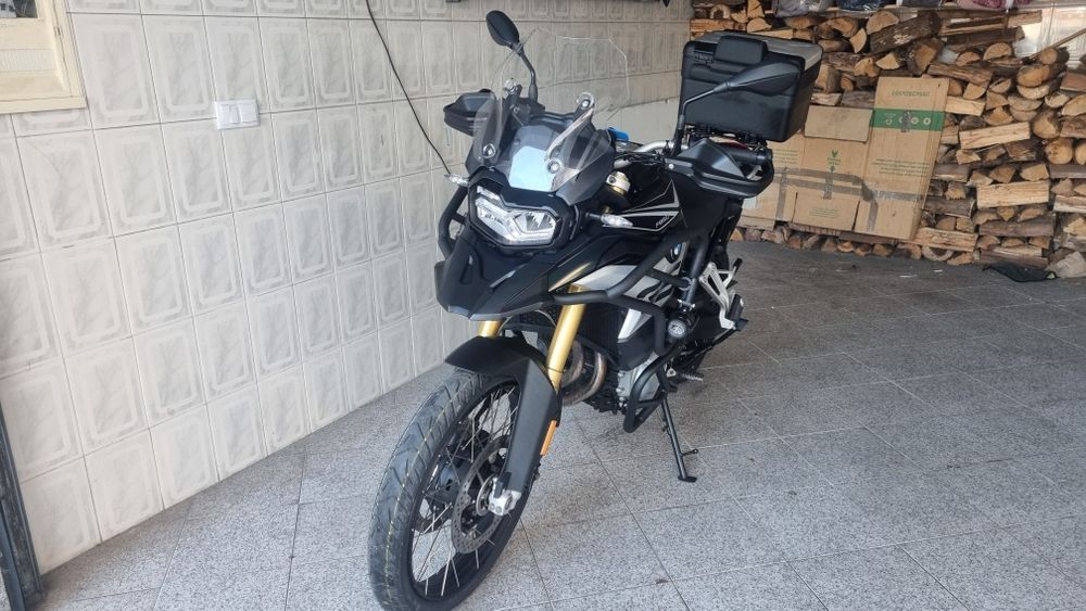 BMW F850 GS com varios extras
