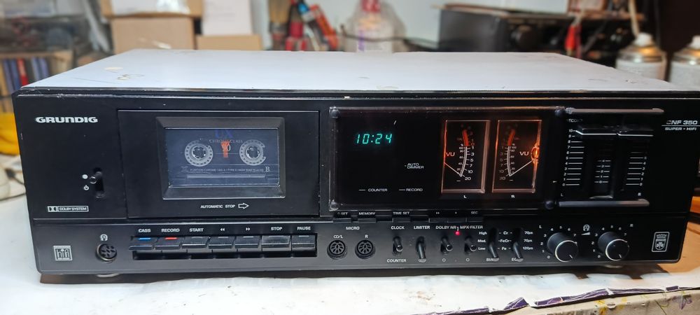 Magnetofon Grundig CNF-350