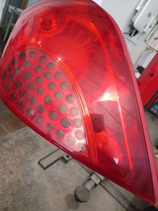 Farolim esquerdo Peugeot 207
