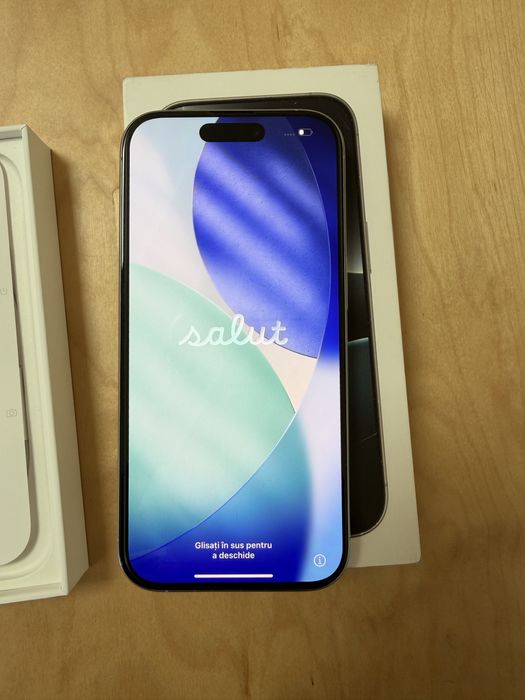 Iphone 16 pro 256Gb com acessórios