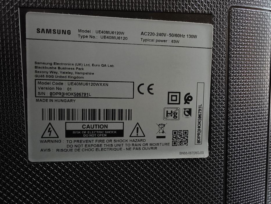 Продам телевізор 40" Samsung UE40MU6120W (4K, Smart TV)