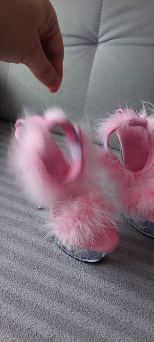 Sandałki szpilki z futerkiem pole dance exotic