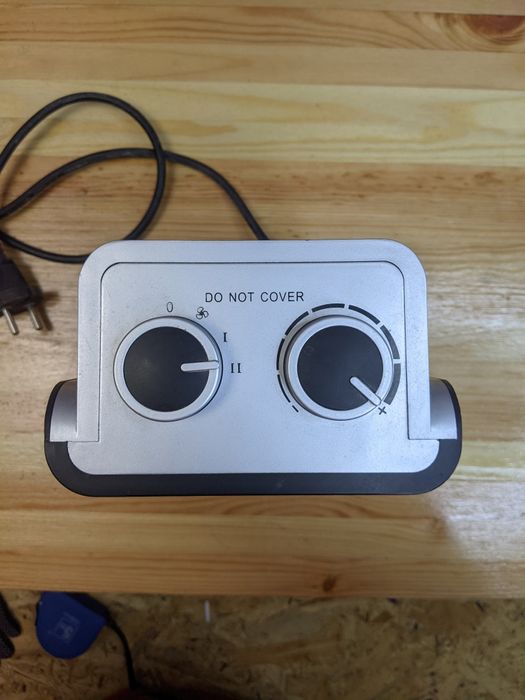 Керамічний підлоговий тепловентилятор-дуйка