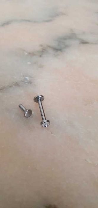 Titanium qualidade de implante. Piercing