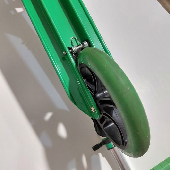 Самокат Scooter зелений, складний, б/в