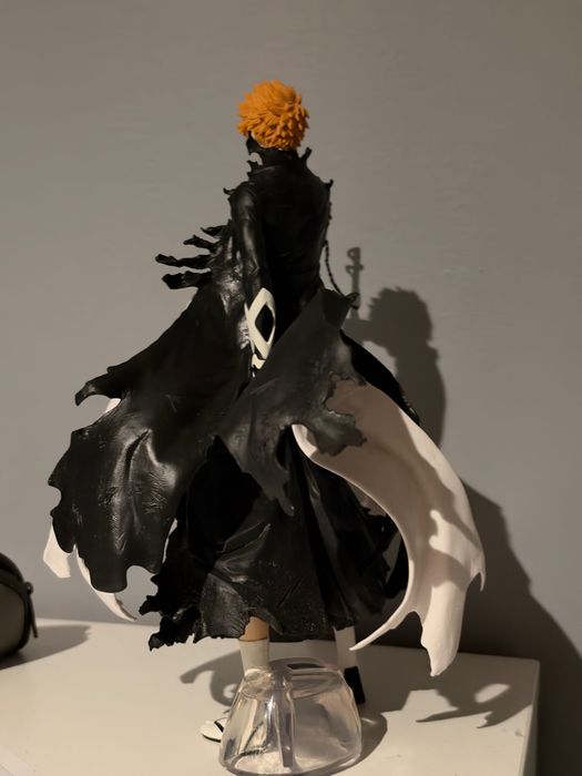 I Hugo figurka bleach