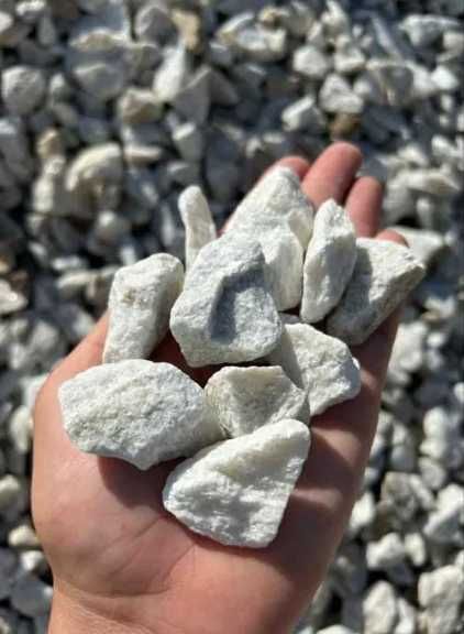 Biały Grys Kryształowy 16-32 mm Ogród Akwarium Opaska Rabata Ścieżka