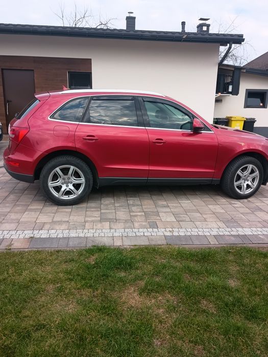 Audi Q5 2.0tdi  Quattro 170km