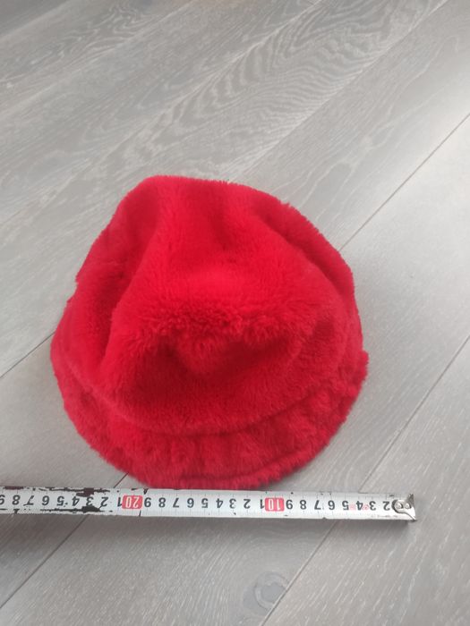 Тепла пухнаста Панама шапка червона хутряний капелюх