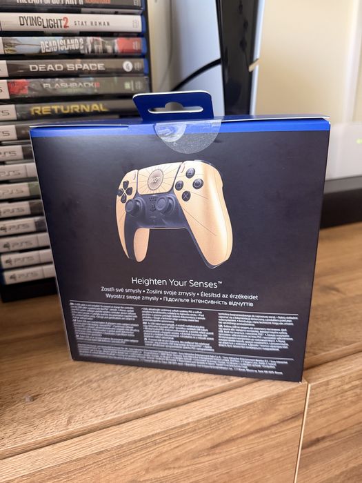 Pad Kontroler do PS5 - Złoty Gold Kolekcjonerski - Bond First Light 007 - Limitowana Edycja