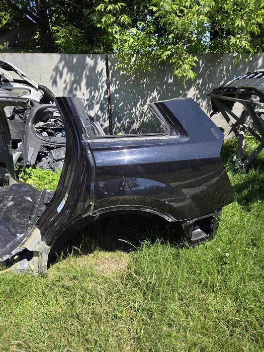 Четверть  Ауді q7 4m