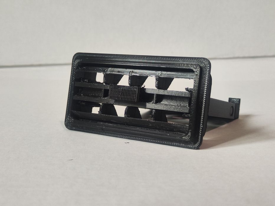 Подстаканник в дифлектор ВАЗ 2104,2105 2107