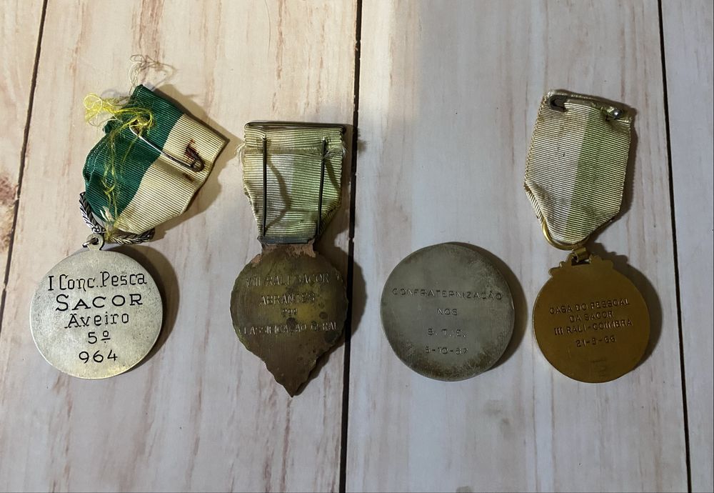 Medalhas antigas da Sacor