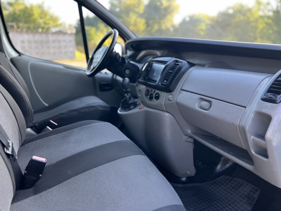 Продам Renault Trafic (Vivaro)