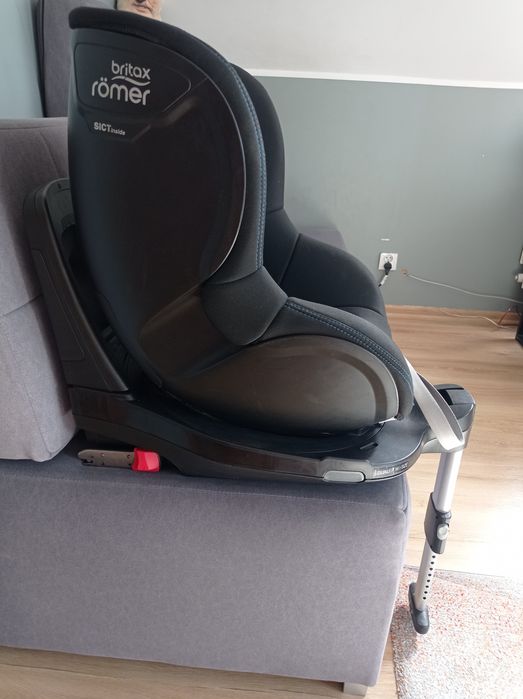 Fotelik Britax Romer Dualfix m i-size RWF