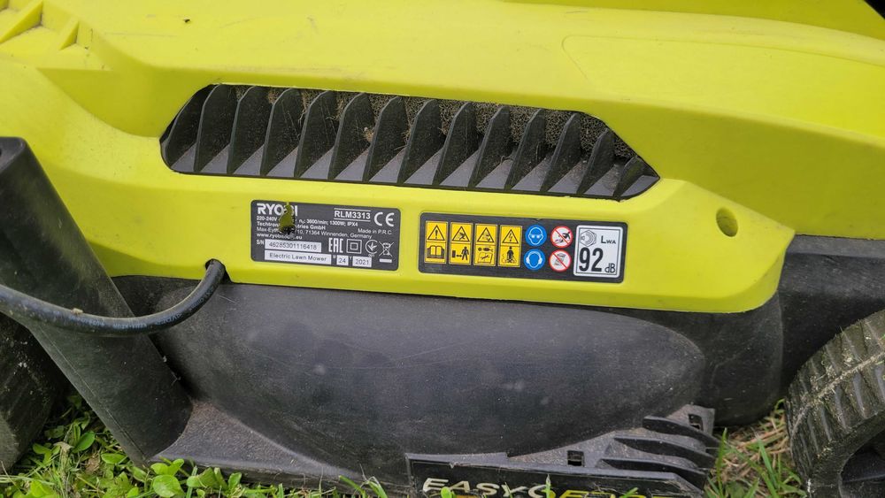 Kosiarka elektryczna Ryobi RLM3313