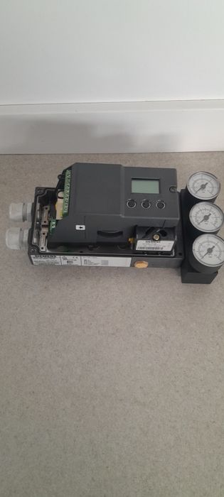 Pozycjoner Siemens SIPART PS2 6DR5120 HART + Blok Manometrów Iy