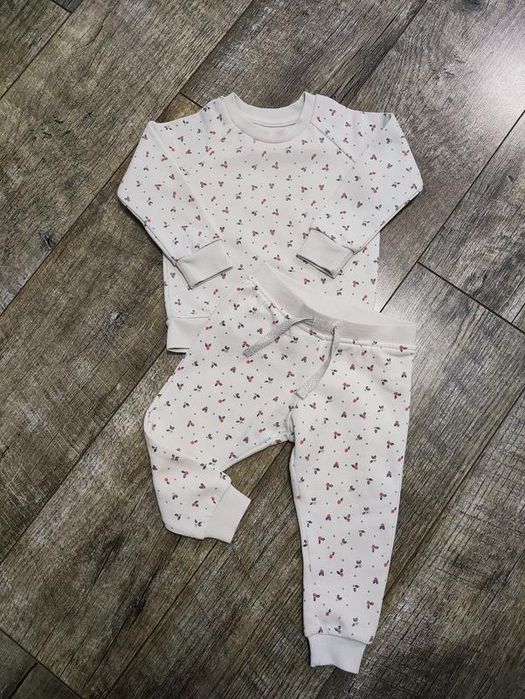 Костюм утеплений дівчинці, Primark, р. 74-80, 9-12міс.