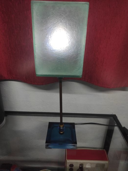 Candeeiro de mesa