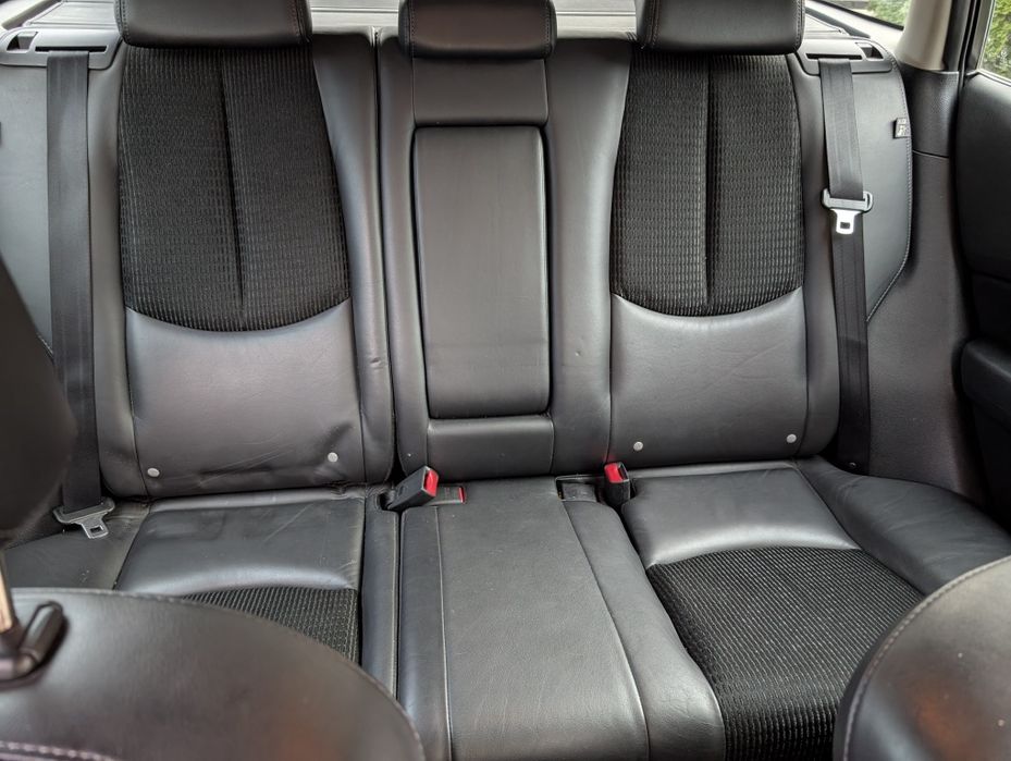 Fotele pół skóry grzane Mazda 6gh