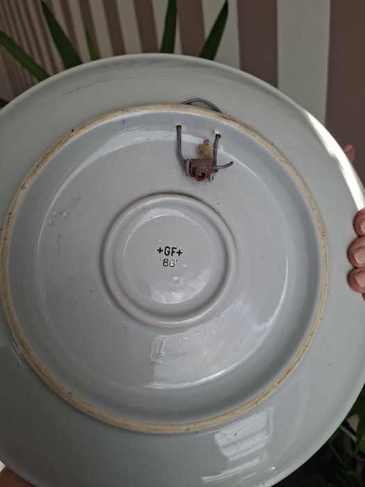 Duży, ceramiczny talerz ozdobny