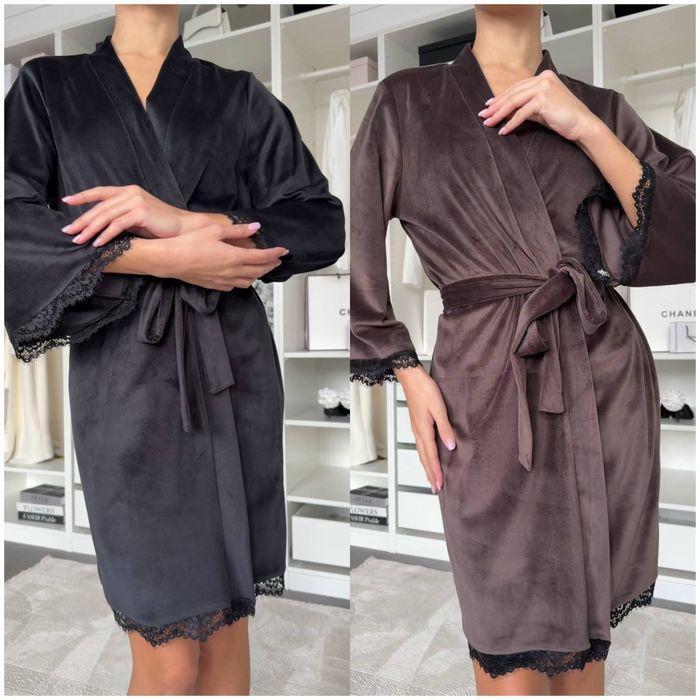 Жіночий велюровий халат