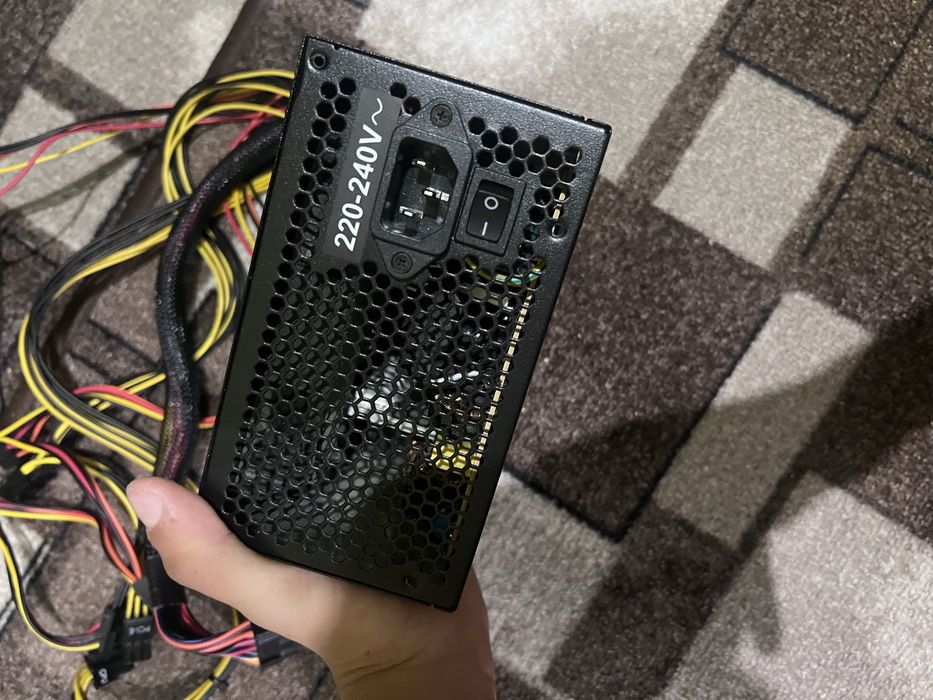 Блок питания Cougar 600w