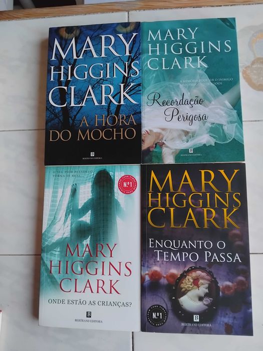 10 Livros Policiais de Mary Higgins Clark - Bertrand