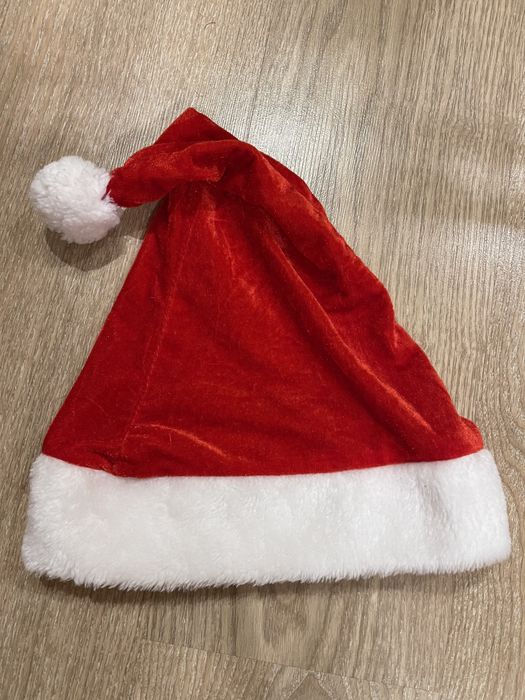 Шапки деда мороза. Новый год 2023 всего 100 грн за 3 шт