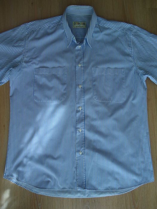 Фирменная красивая мужская рубашка с кортким рукавом, сост. новой.