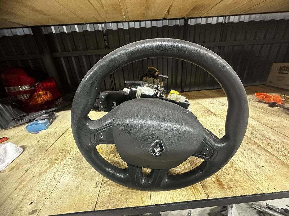 Кермо руль подушка renault megan 3 рено меган 3