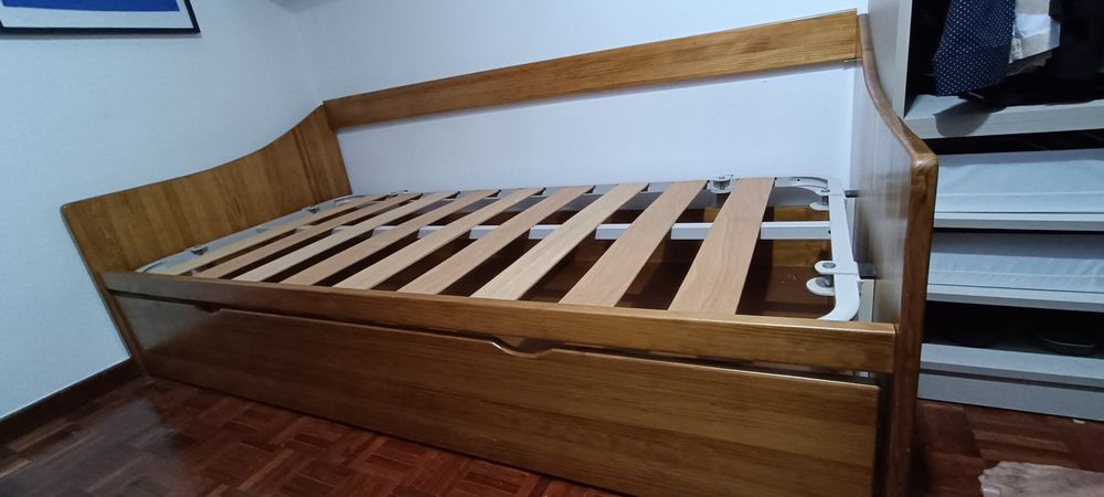 Cama Solteiro + estante 190*90