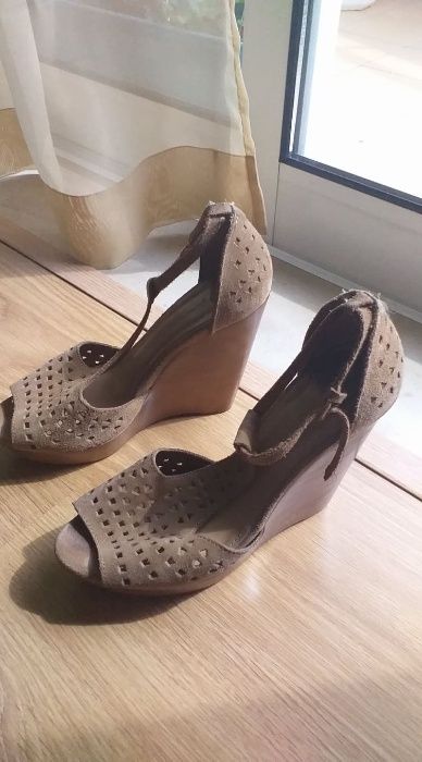 Sandálias  - novo preço